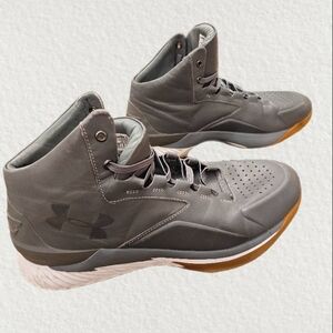 Under Armour Gray High-Top Men's Shoes all Leather.